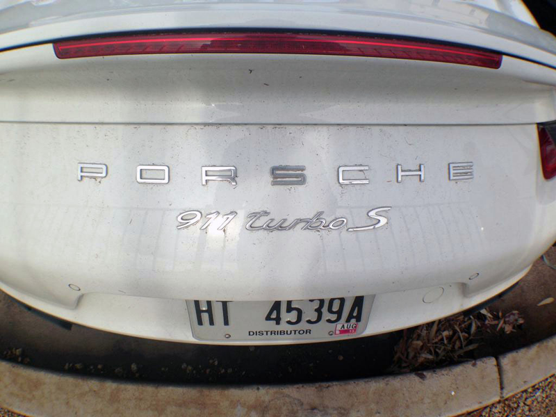 Illustration for article titled Two Porsche 918 Spyders Are In Arizona Right Now